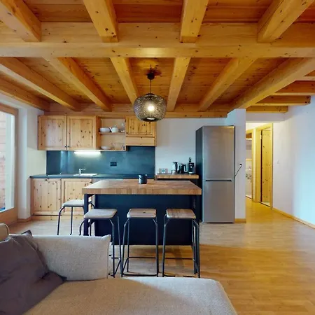 Pracondu Outdoor & Fun Duplex Apartment